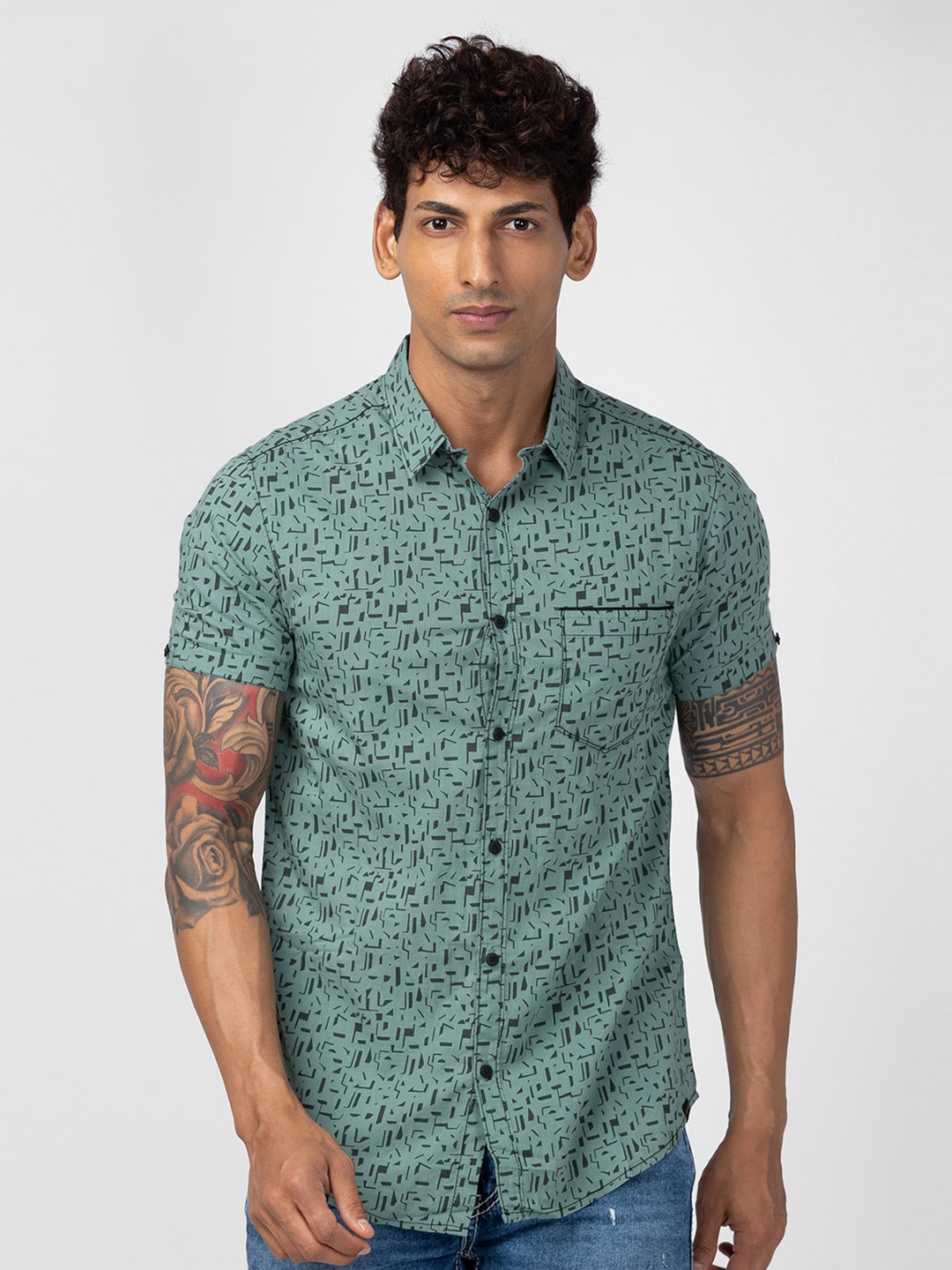 

SPYKAR Men Cotton Slim Fit Printed Casual Shirt, Green
