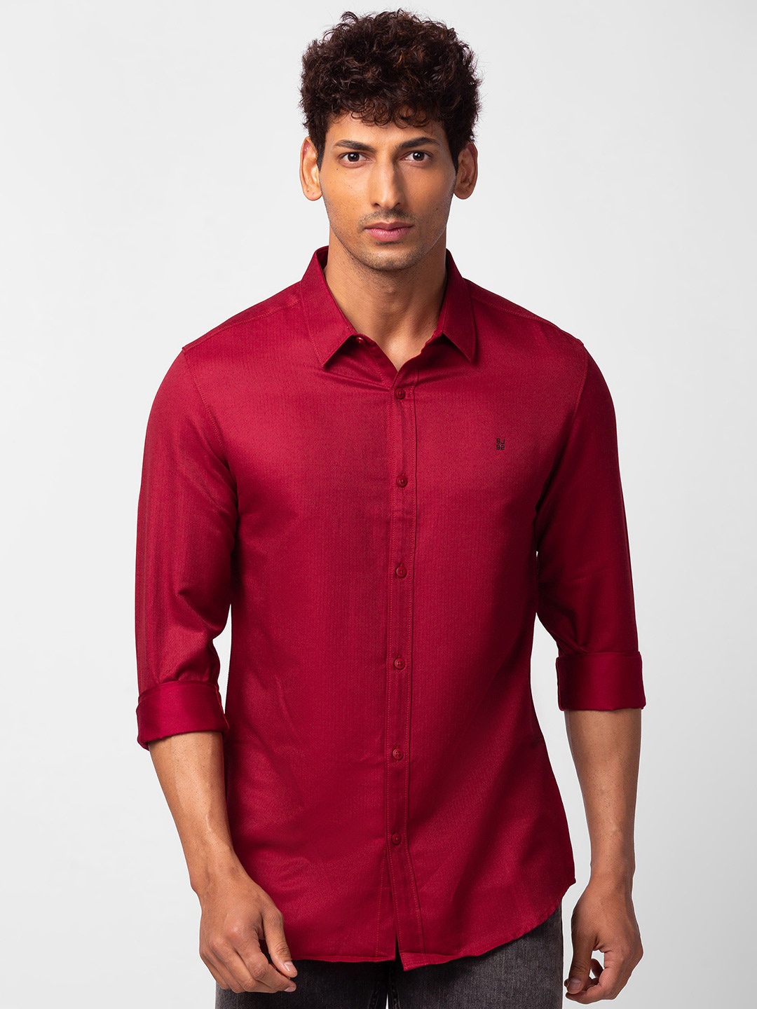 

SPYKAR Men Cotton Solid Slim Fit Casual Shirt, Red