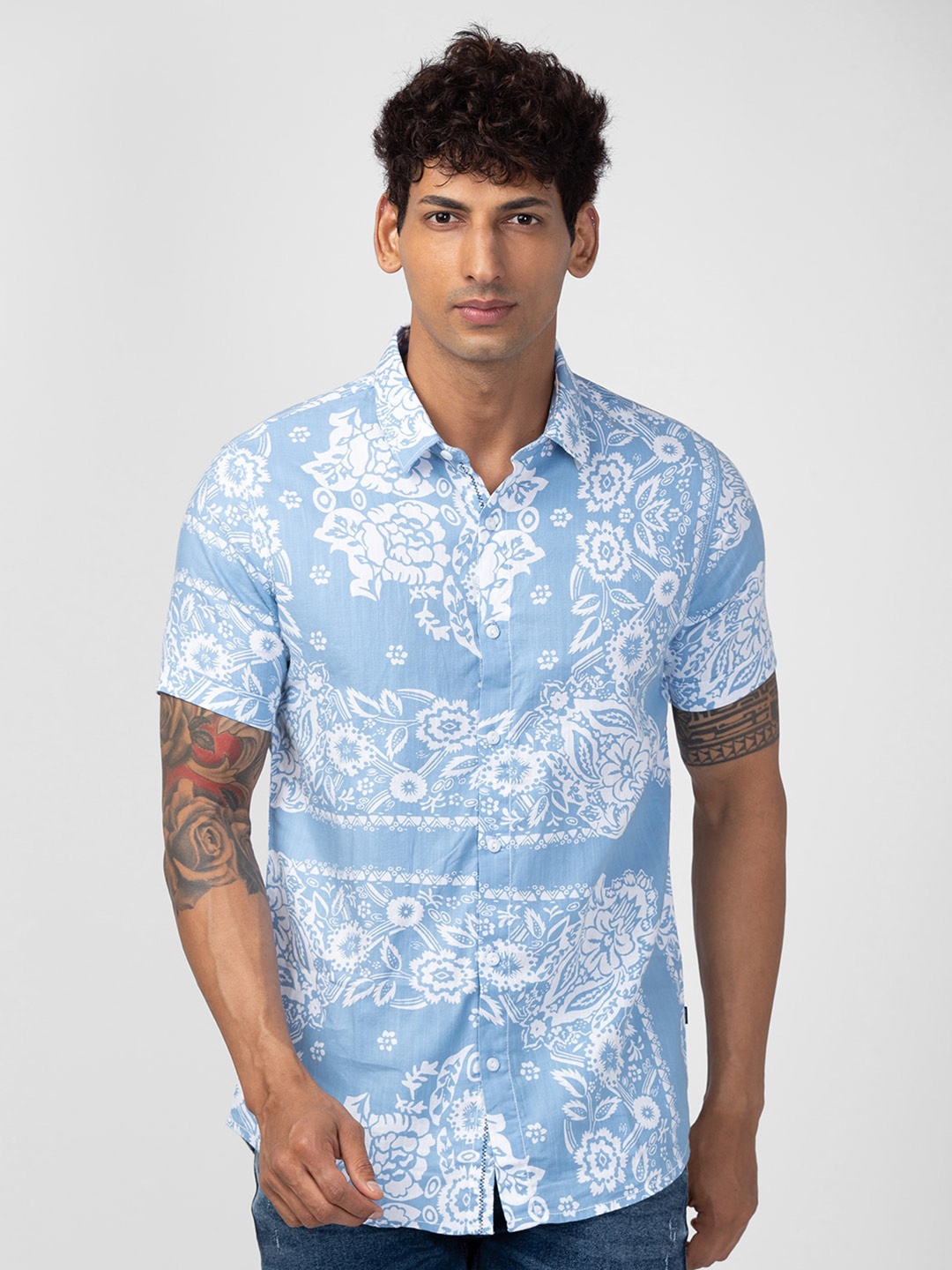 

SPYKAR Men Cotton Slim Fit Floral Printed Casual Shirt, Turquoise blue