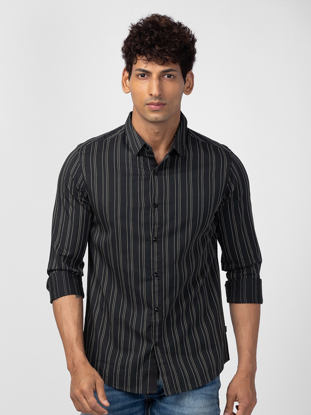 

SPYKAR Men Classic Slim Fit Striped Casual Cotton Shirt, Green