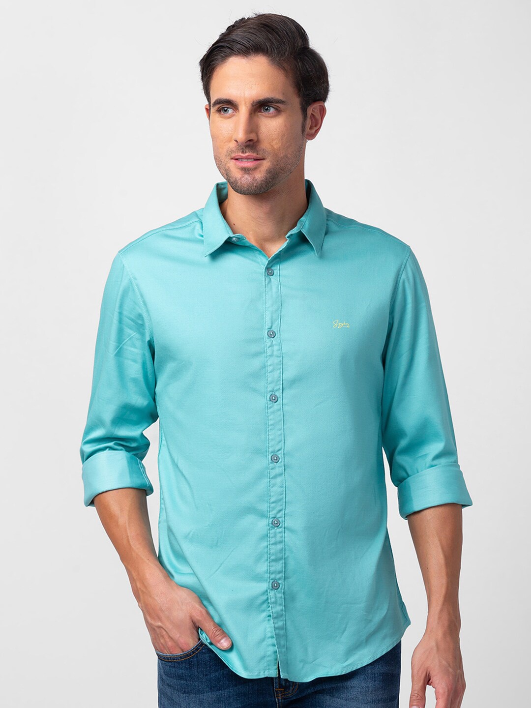 

SPYKAR Men Blue Classic Slim Fit Cotton Casual Shirt