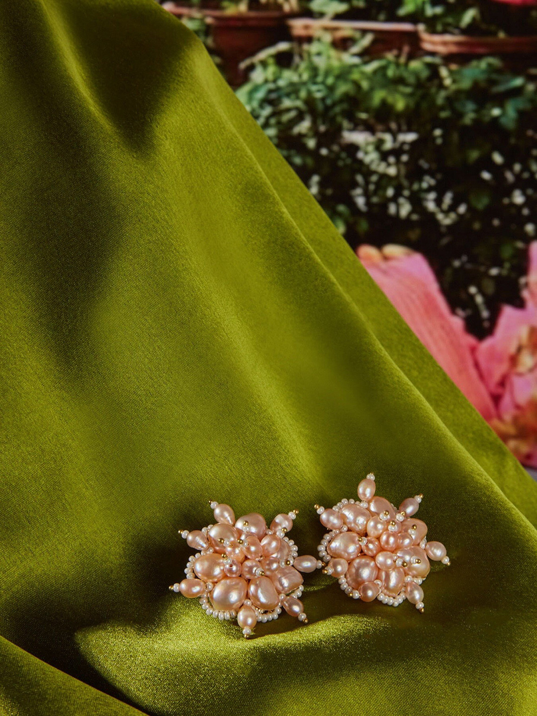 

D'oro Gold-Plated Contemporary Drop Earrings, White
