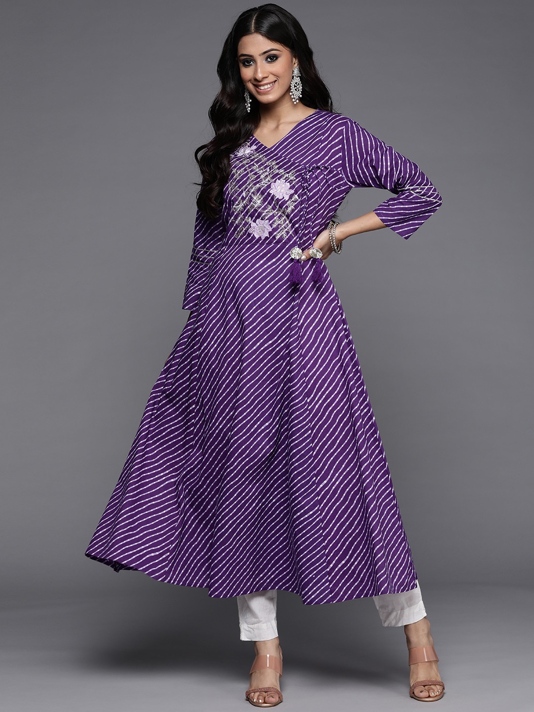 

Varanga Women Cotton Geometric Printed Indie Prints Anarkali Kurta, Purple
