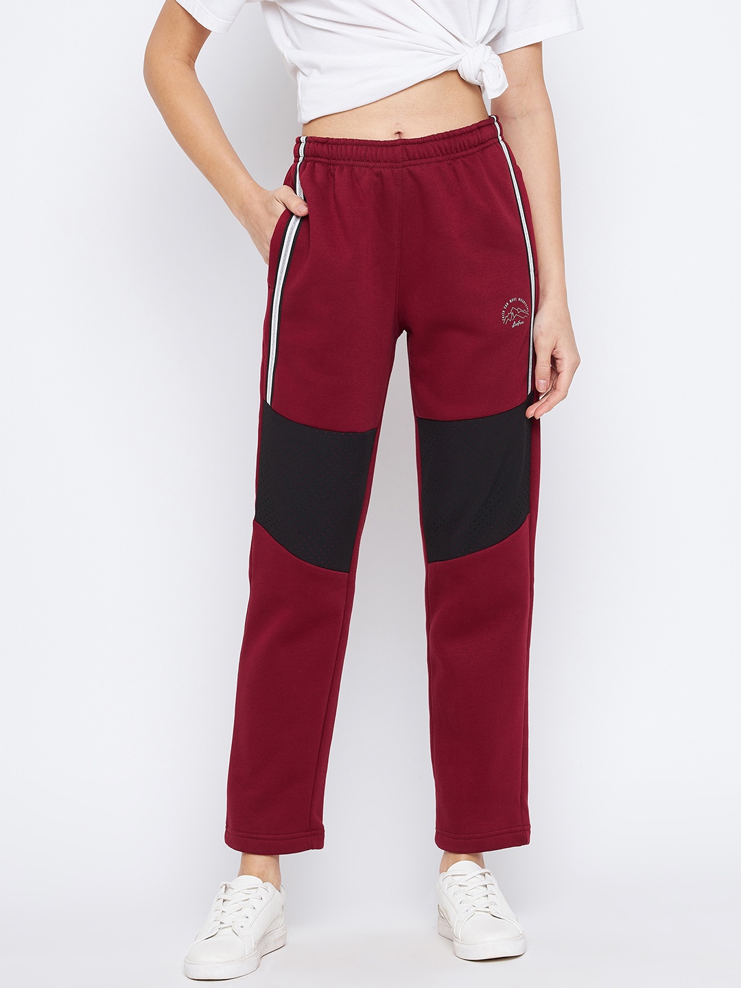 

NEVA Women Track Pants, Maroon