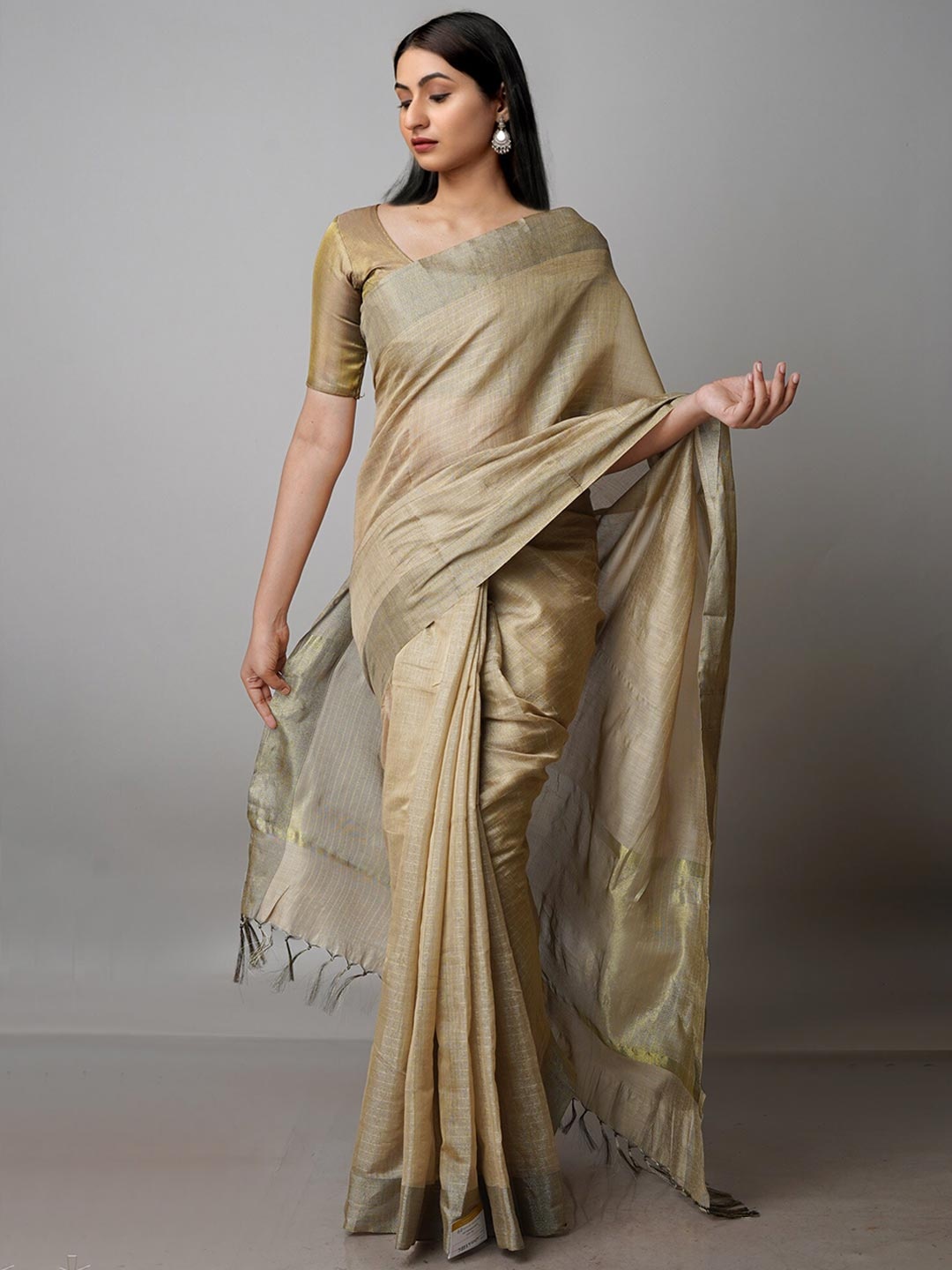 

Unnati Silks Woven Design Zari Silk Blend Baluchari Saree, Beige