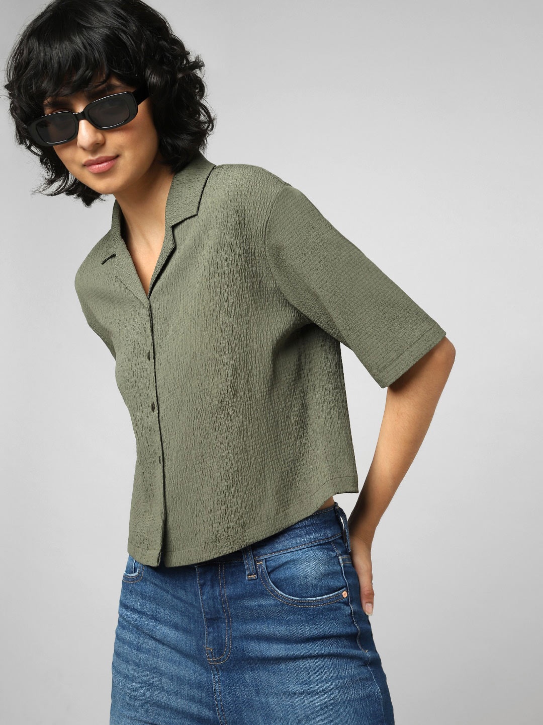 

ONLY Women Boxy Crop Casual Shirt, Green