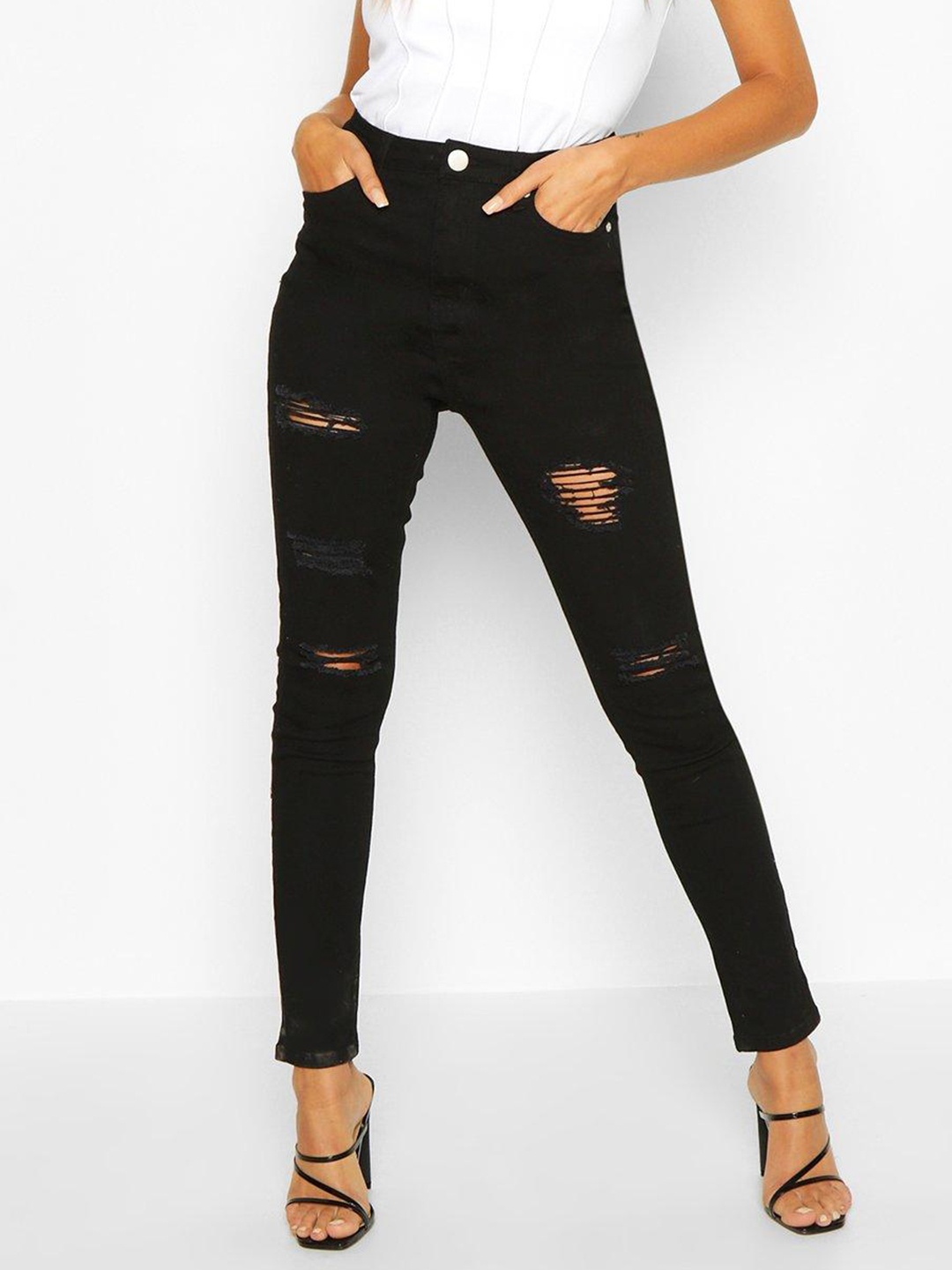 

Boohoo Women Skinny Fit High-Rise Mildly Distressed Stretchable Jeans, Black