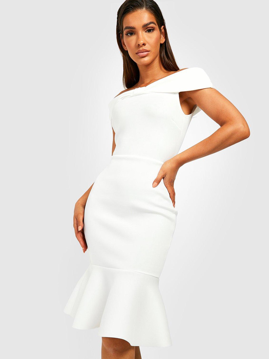 

Boohoo Off-Shoulder Bodycon Dress, White