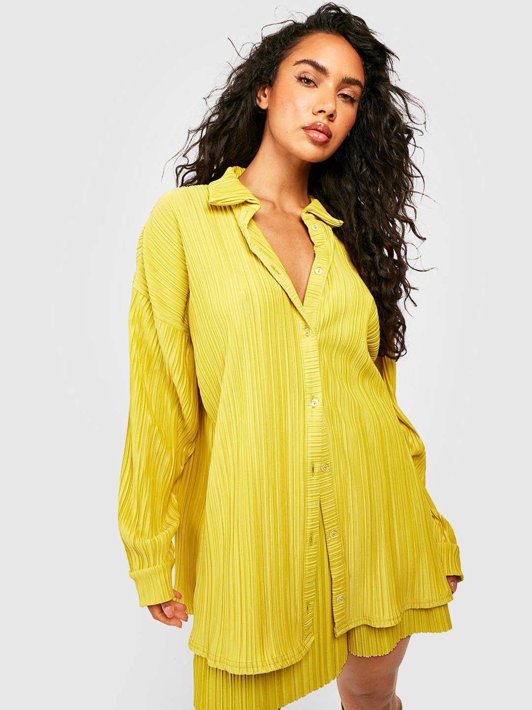 

Boohoo Women Oversized Relaxed Fit Shirt, Yellow