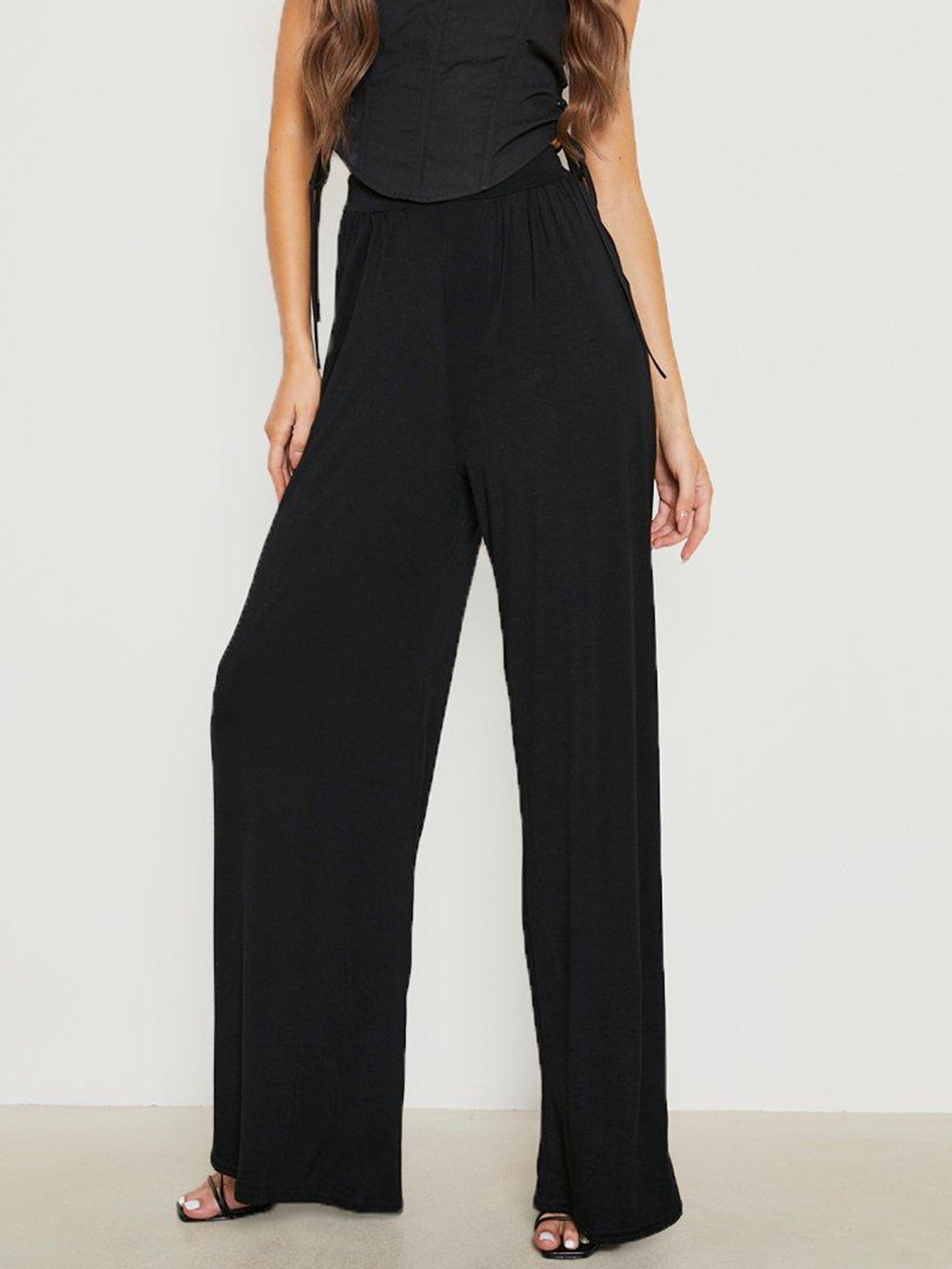 

Boohoo Women Flared High-Rise Pleated Trousers, Black