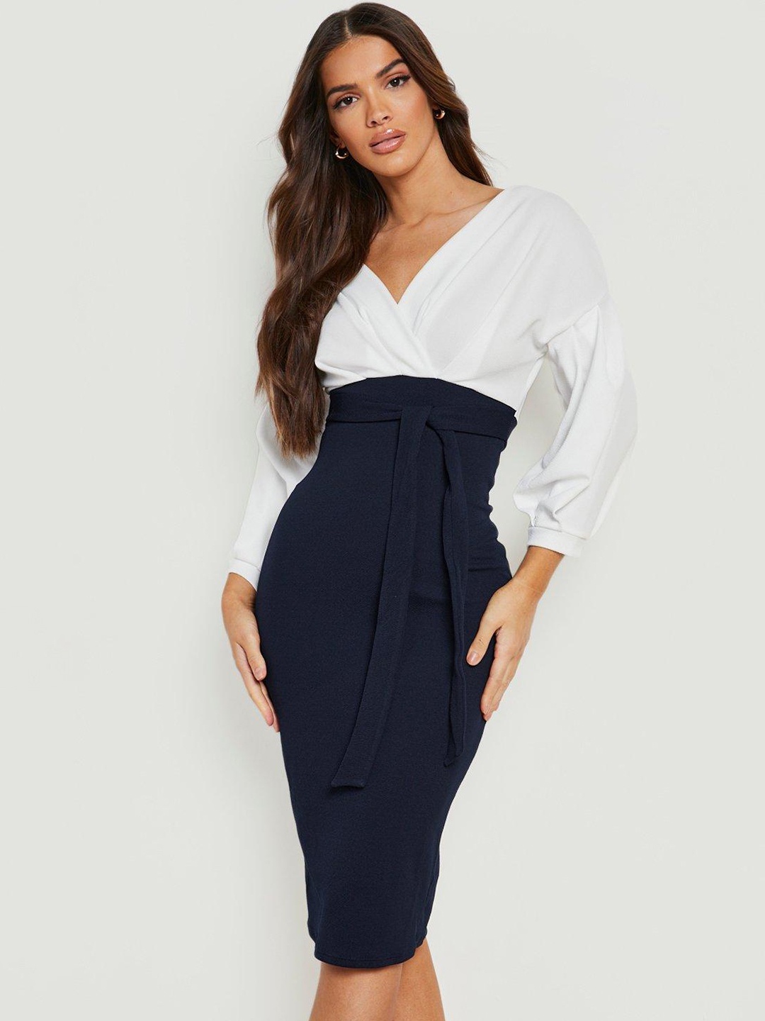 

Boohoo Colourblocked Bodycon Dress, White