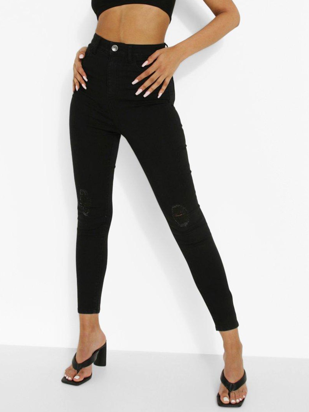 

Boohoo Women Cotton Low Distress Stretchable Jeans, Black