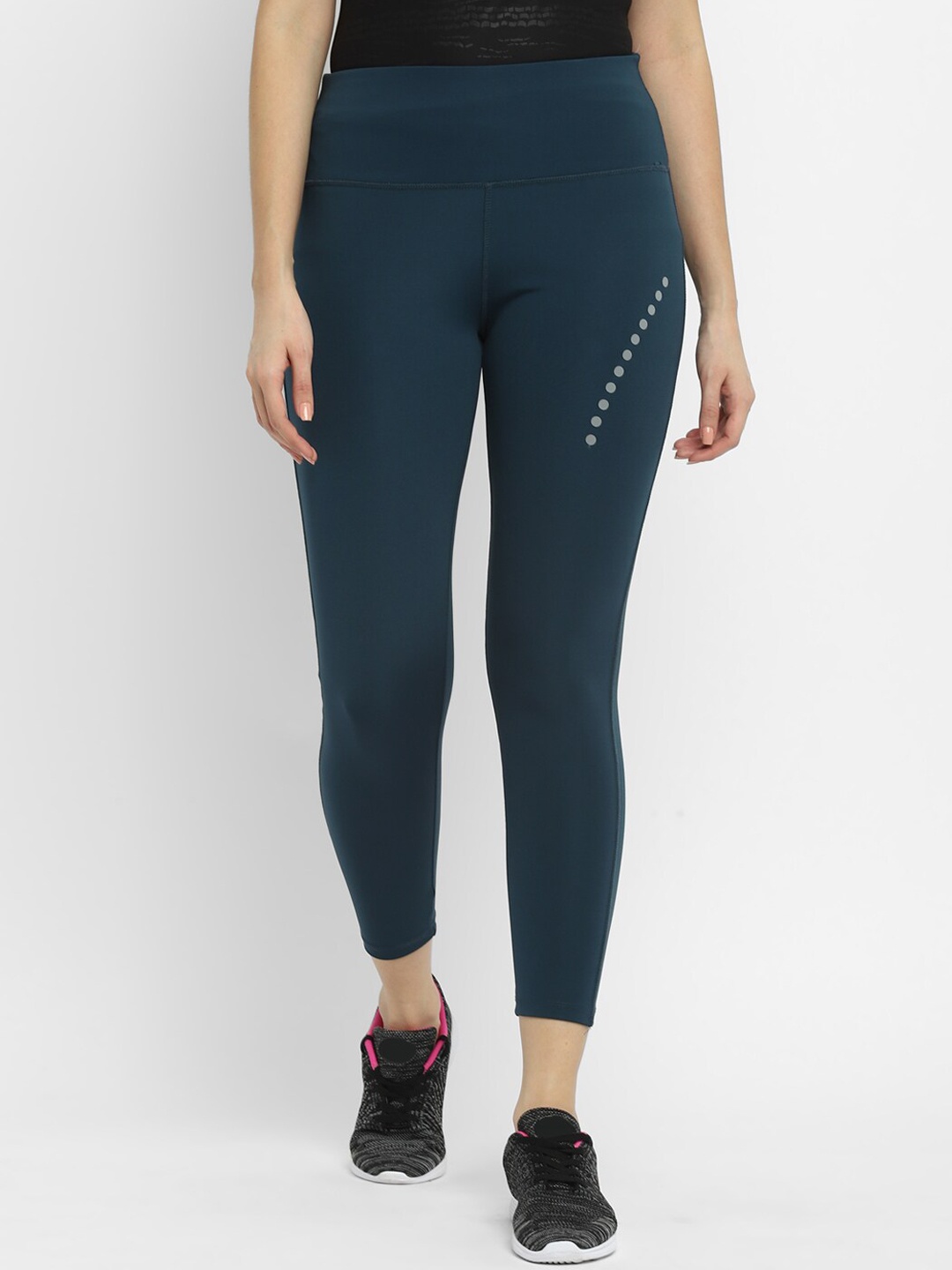 

Yuuki Women Three Fourth Length Training Tights, Blue