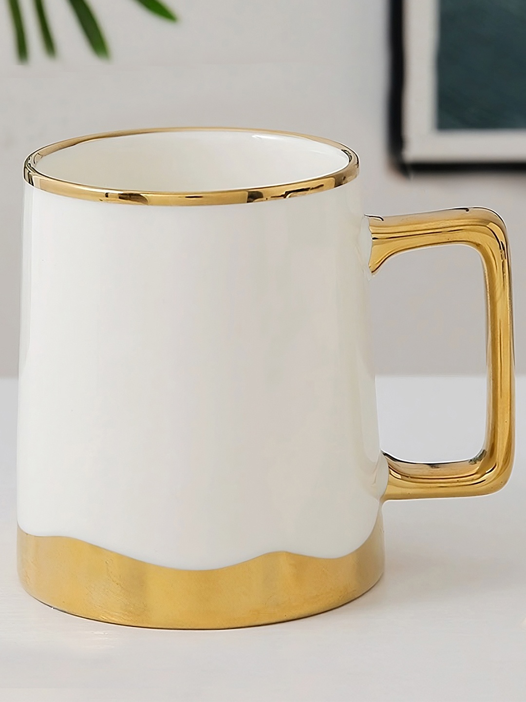 

BonZeaL White & Gold-Toned Ceramic Glossy Mug 320 ml