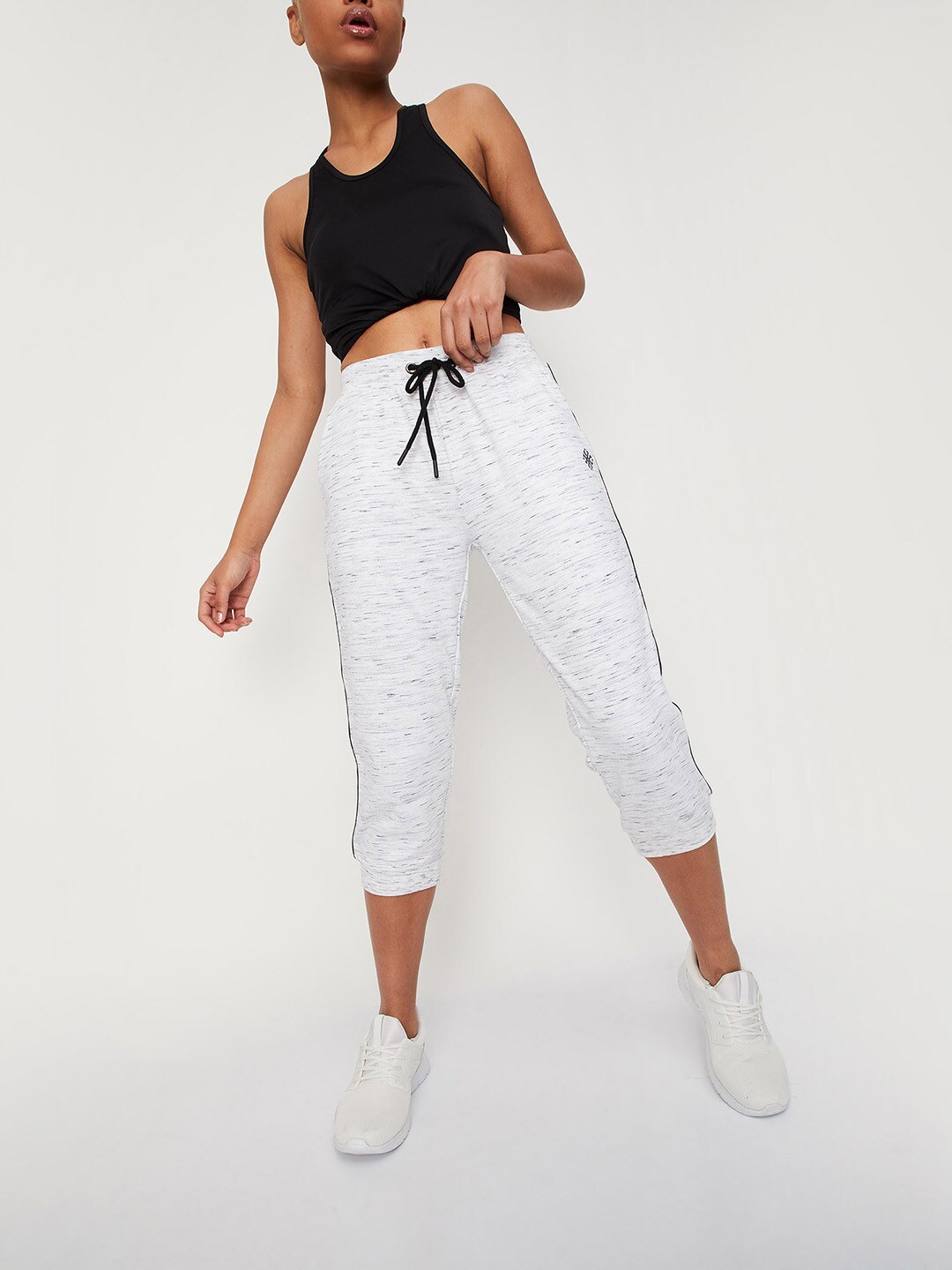 

max Women Printed Capris, Grey melange
