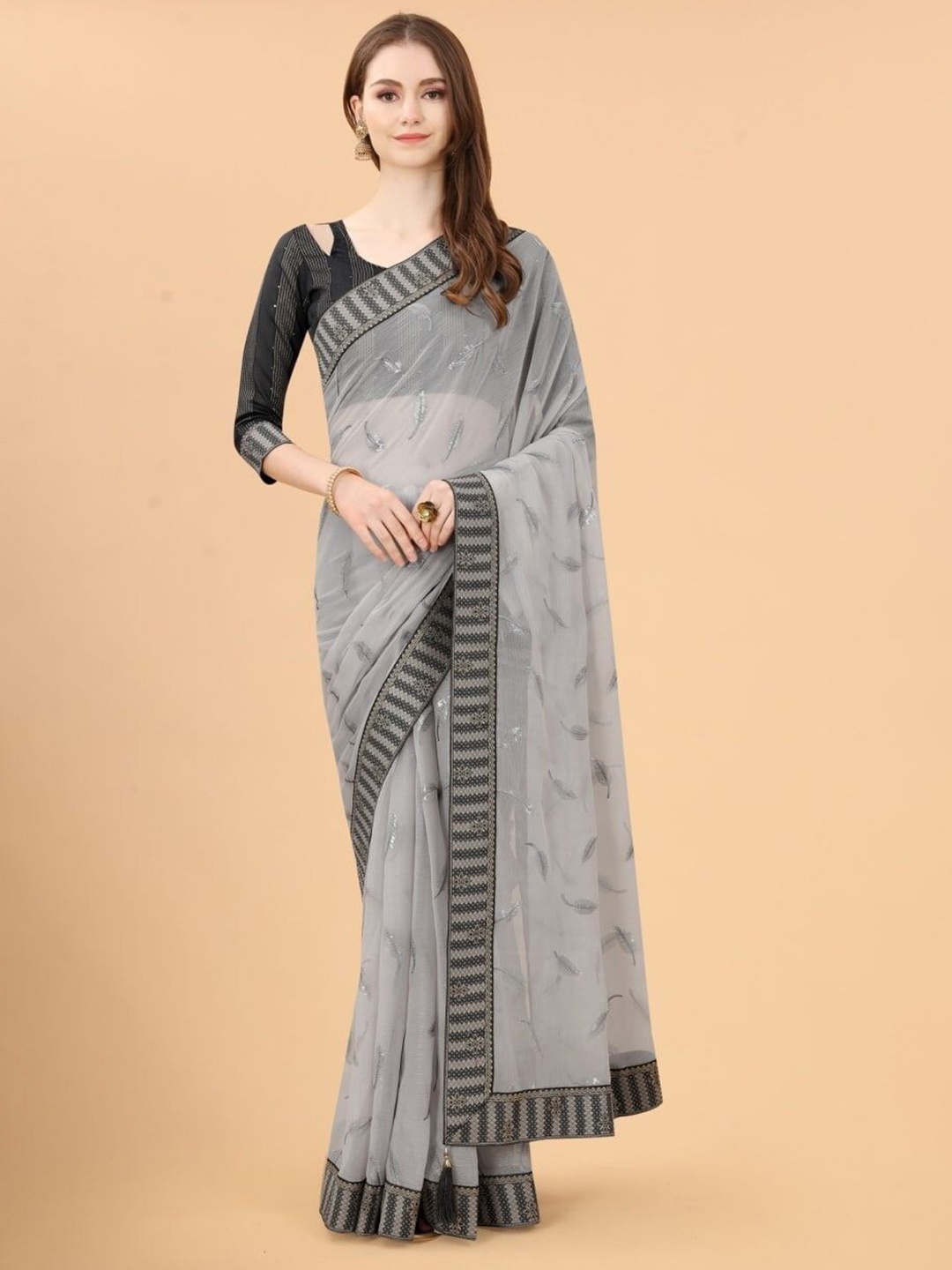 

SHAIBO SAREE Floral Sequinned Embroidered Bordered Saree, Grey
