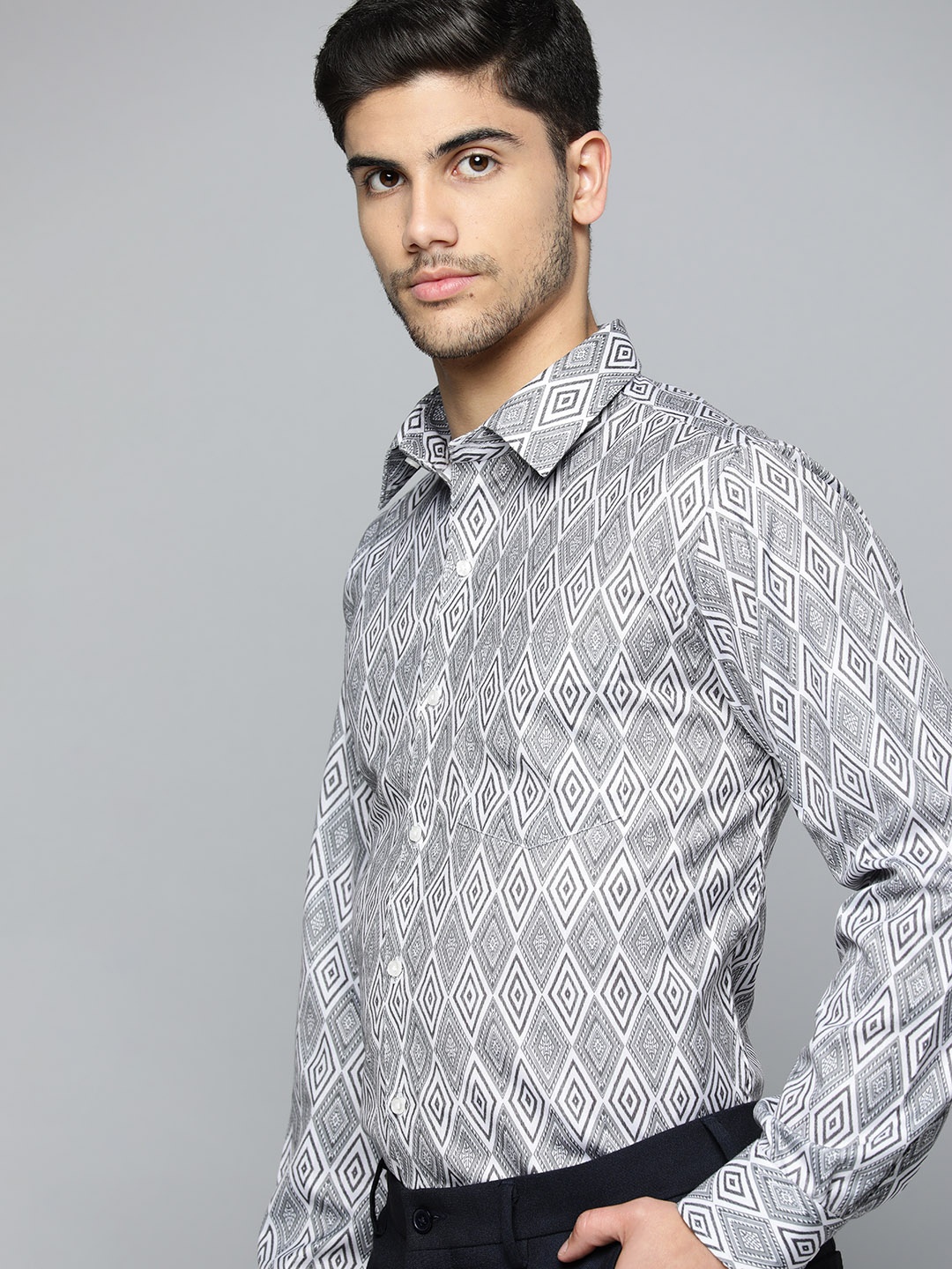 

DENNISON Men Smart Printed Formal Shirt, White