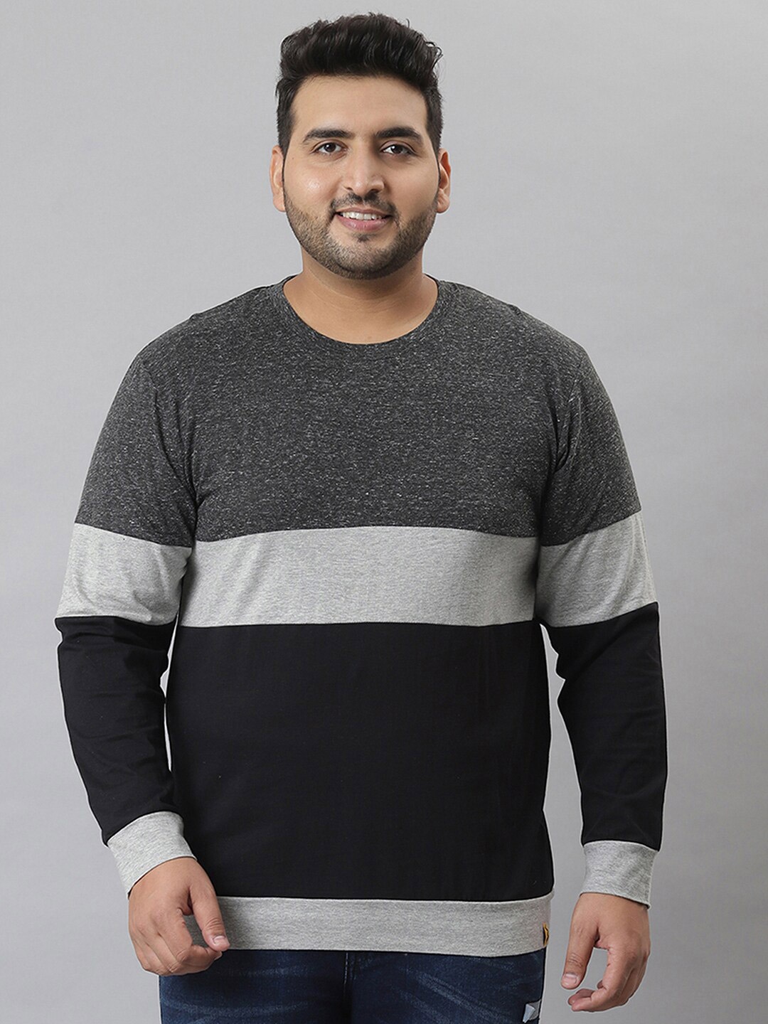 

Instafab Plus Men Plus Size Colourblocked Cotton T-shirt, Charcoal