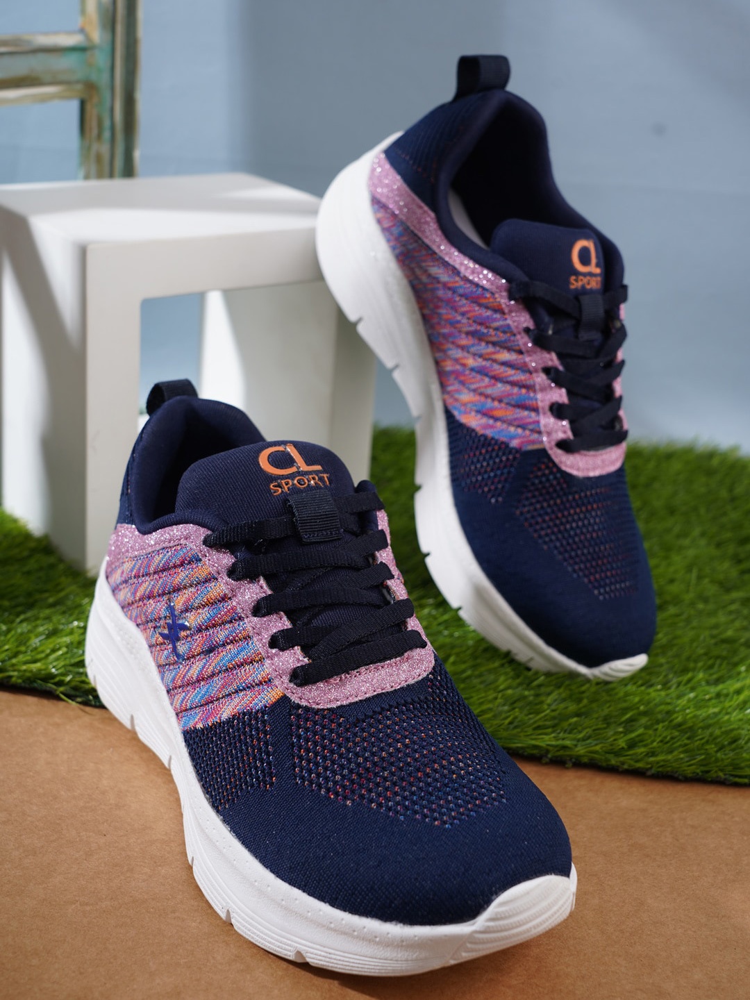 

Carlton London sports Women Navy Blue Woven Design Sneakers