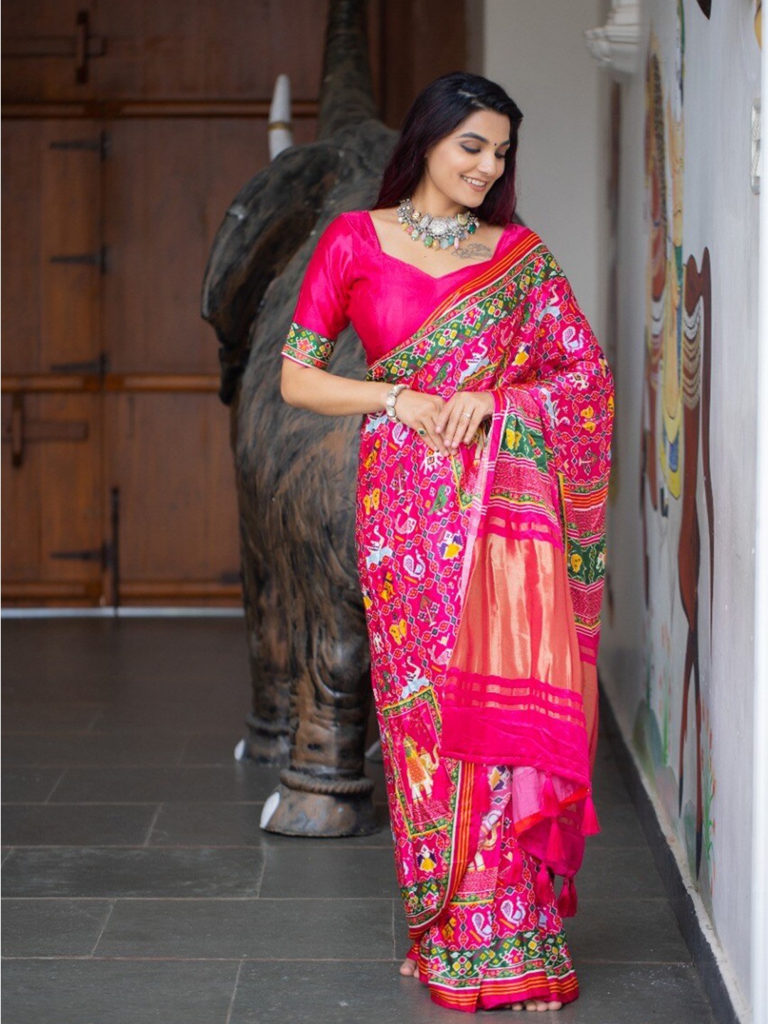 

TIEXA Ethnic Motifs Pure Silk Patola Saree, Pink