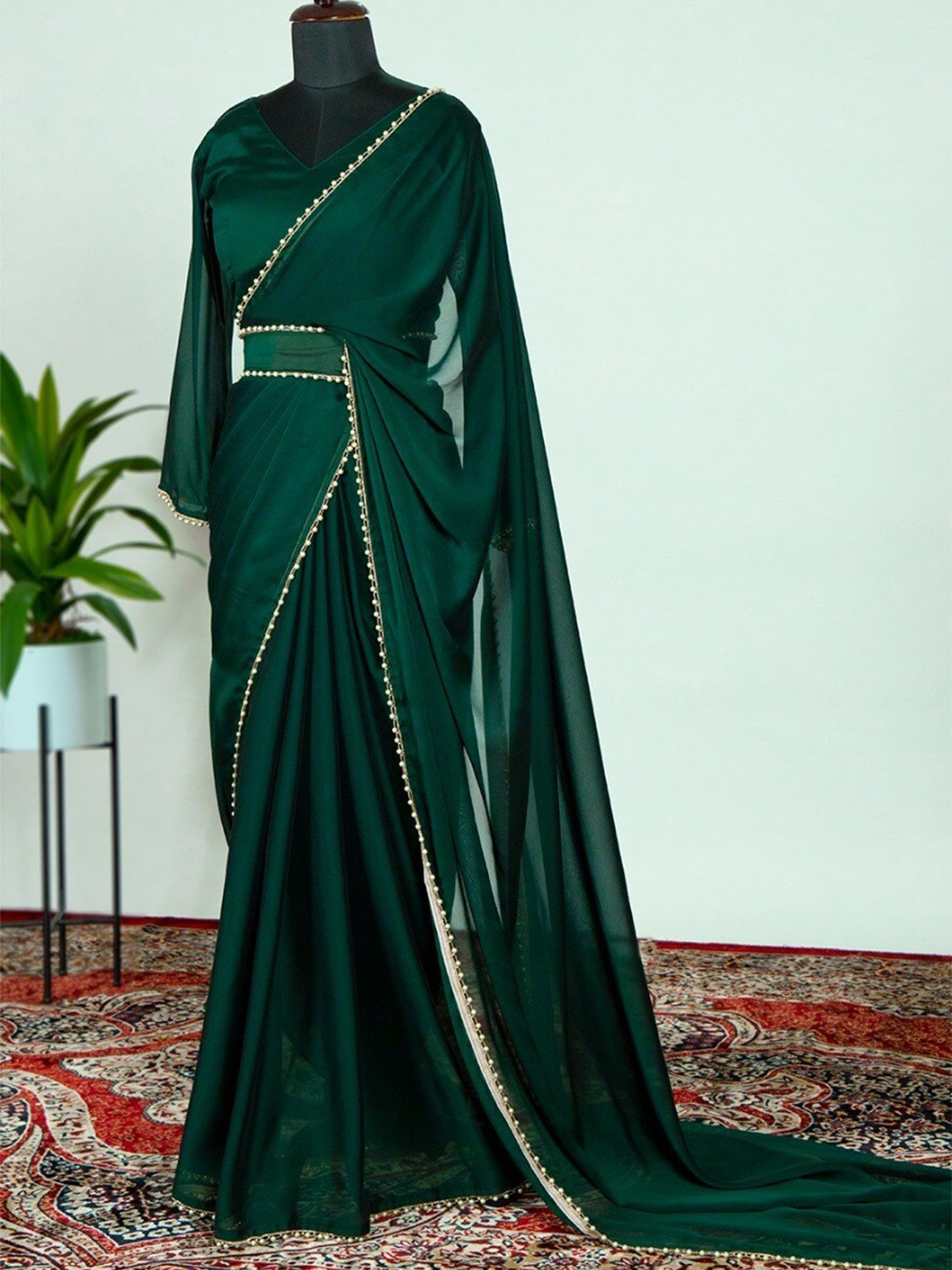 

TIEXA Beads and Stones Pure Silk Saree, Green