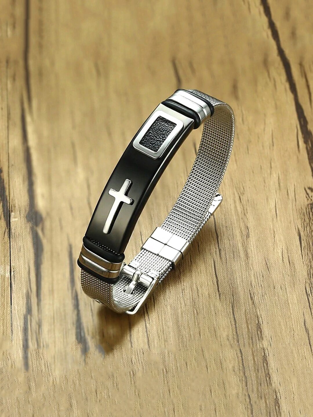 

Yellow Chimes Men Silver-Toned & Black Link Bracelet
