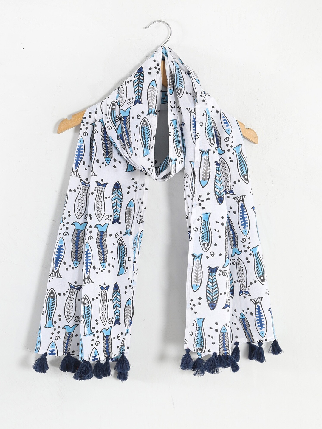 

HANDICRAFT PALACE Women Fish Printed Cotton Tasseled Scarf, White