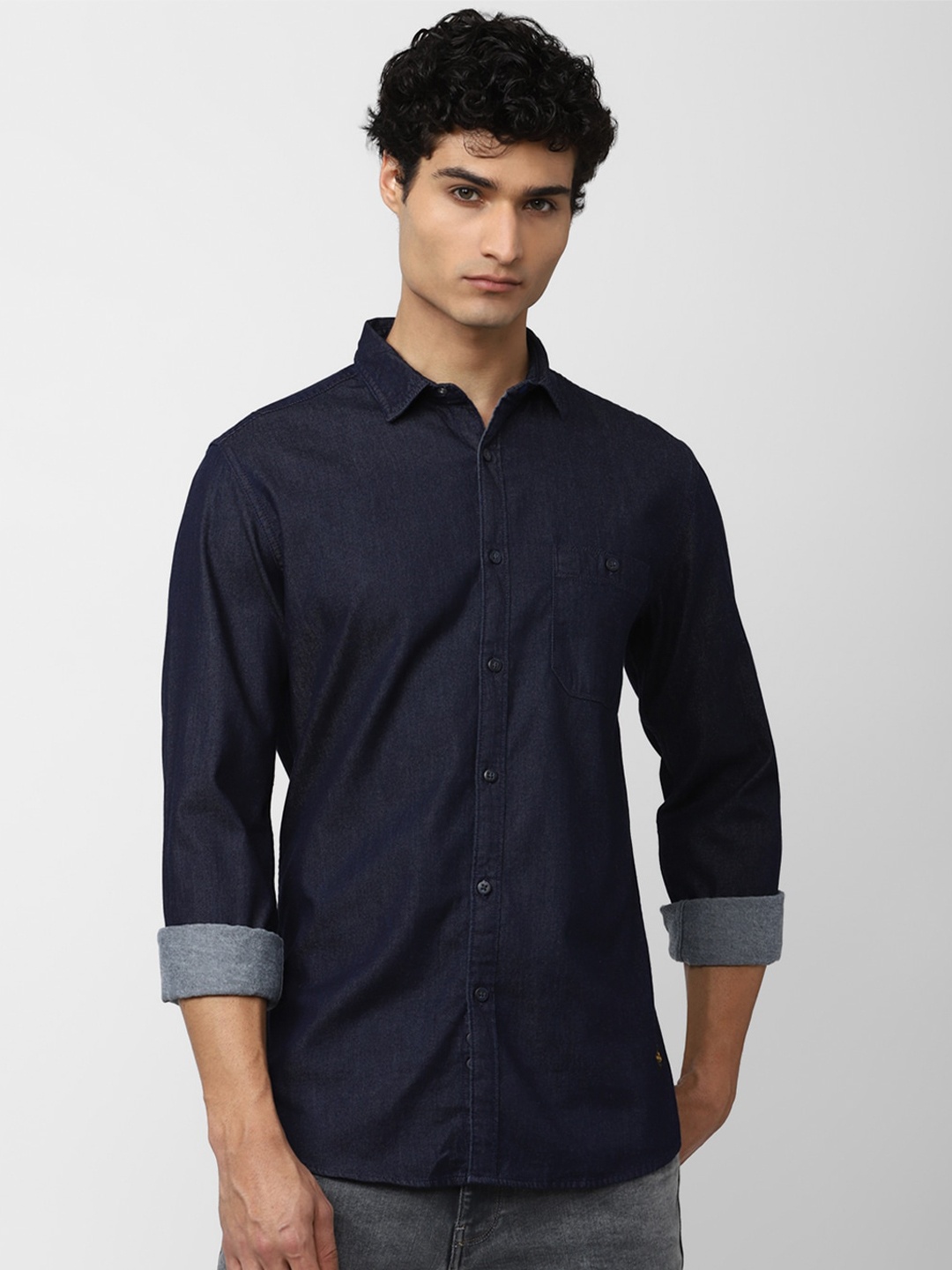 

VAN HEUSEN DENIM LABS Men Cotton Slim Fit Casual Shirt, Navy blue