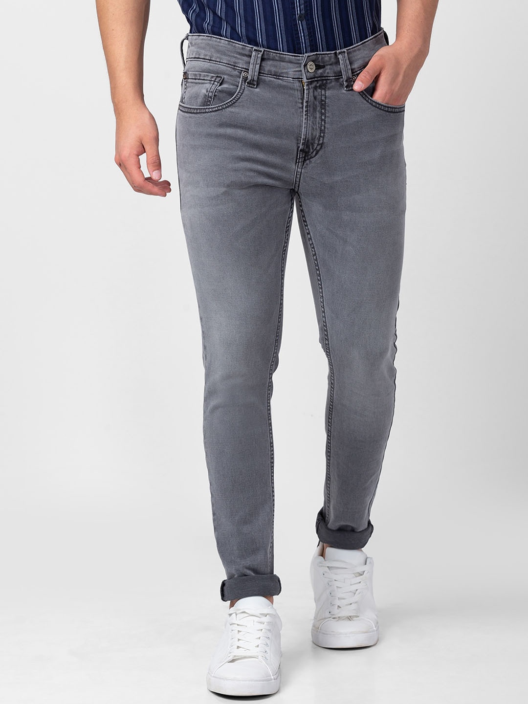 

SPYKAR Men Slim Fit Low-Rise Heavy Fade Cotton Jeans, Grey