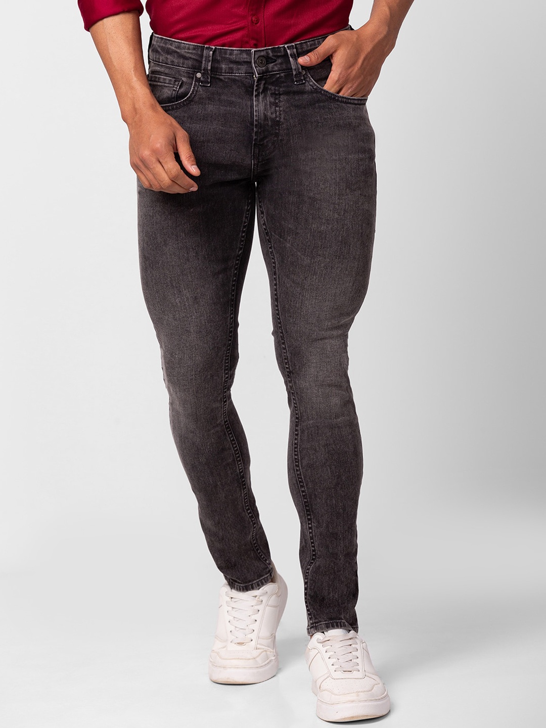 

SPYKAR Men Super Skinny Fit Light Fade Cotton Jeans, Black