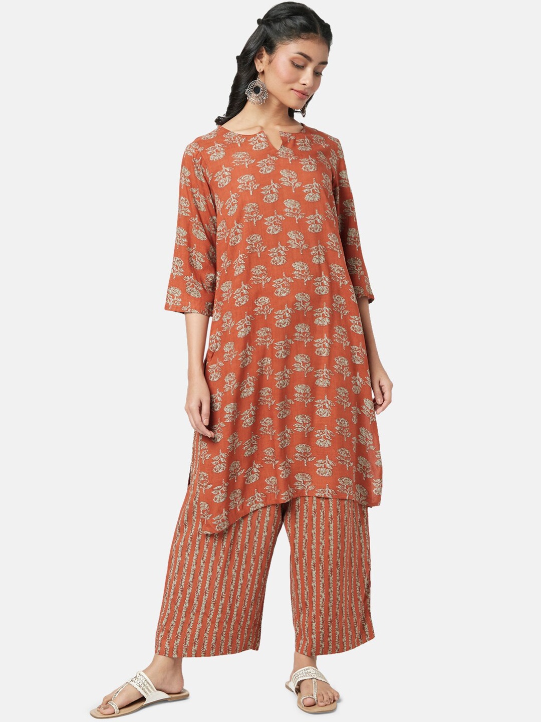 

RANGMANCH BY PANTALOONS Floral Printed Notch Collar Kurta with Palazzos, Rust