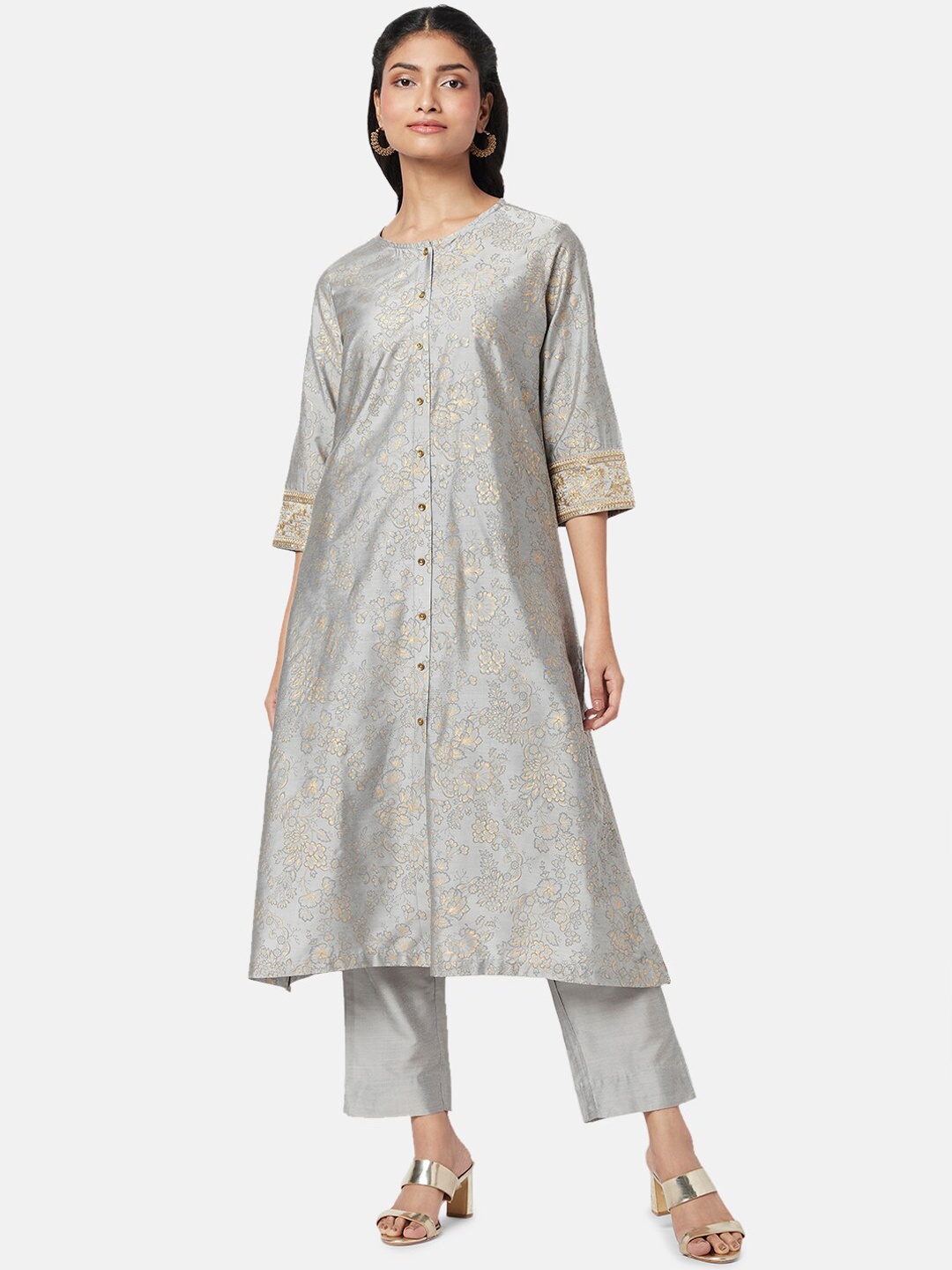 

RANGMANCH BY PANTALOONS Floral Printed Kurta with Trousers & Dupatta, Grey