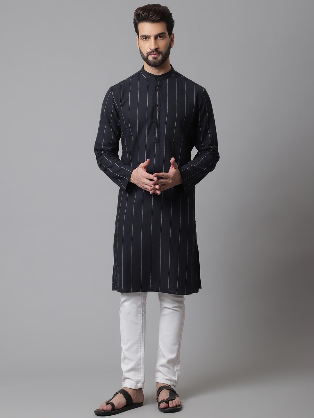 

even Men Cotton Striped Kurta, Black