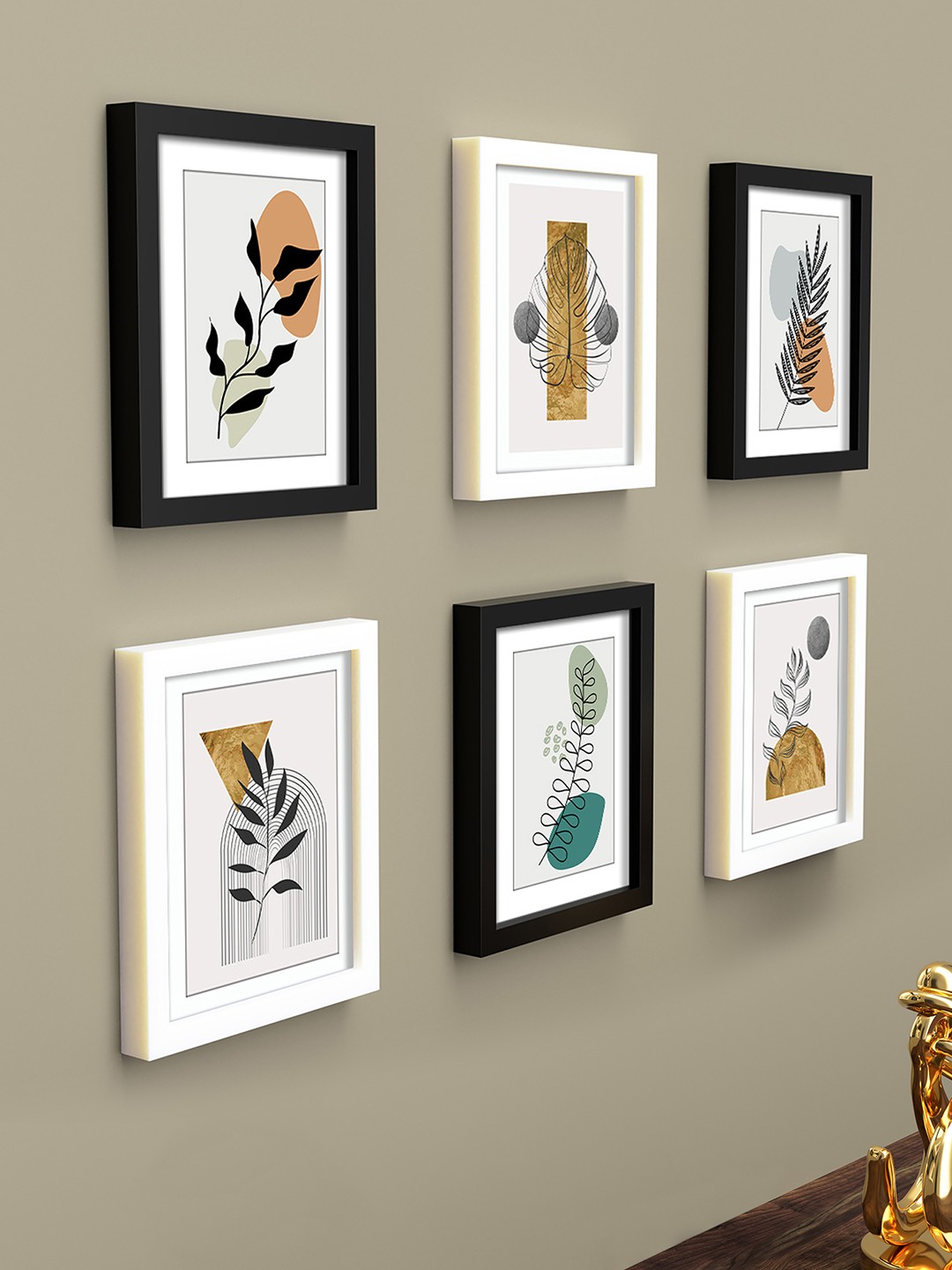 

RANDOM Black & White Set Of 6 Premium 3D Photo Frames