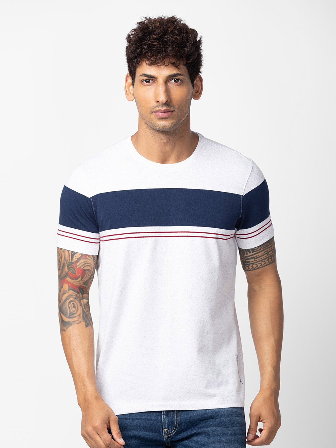 

SPYKAR Men Blue Striped CottonT-shirt, White