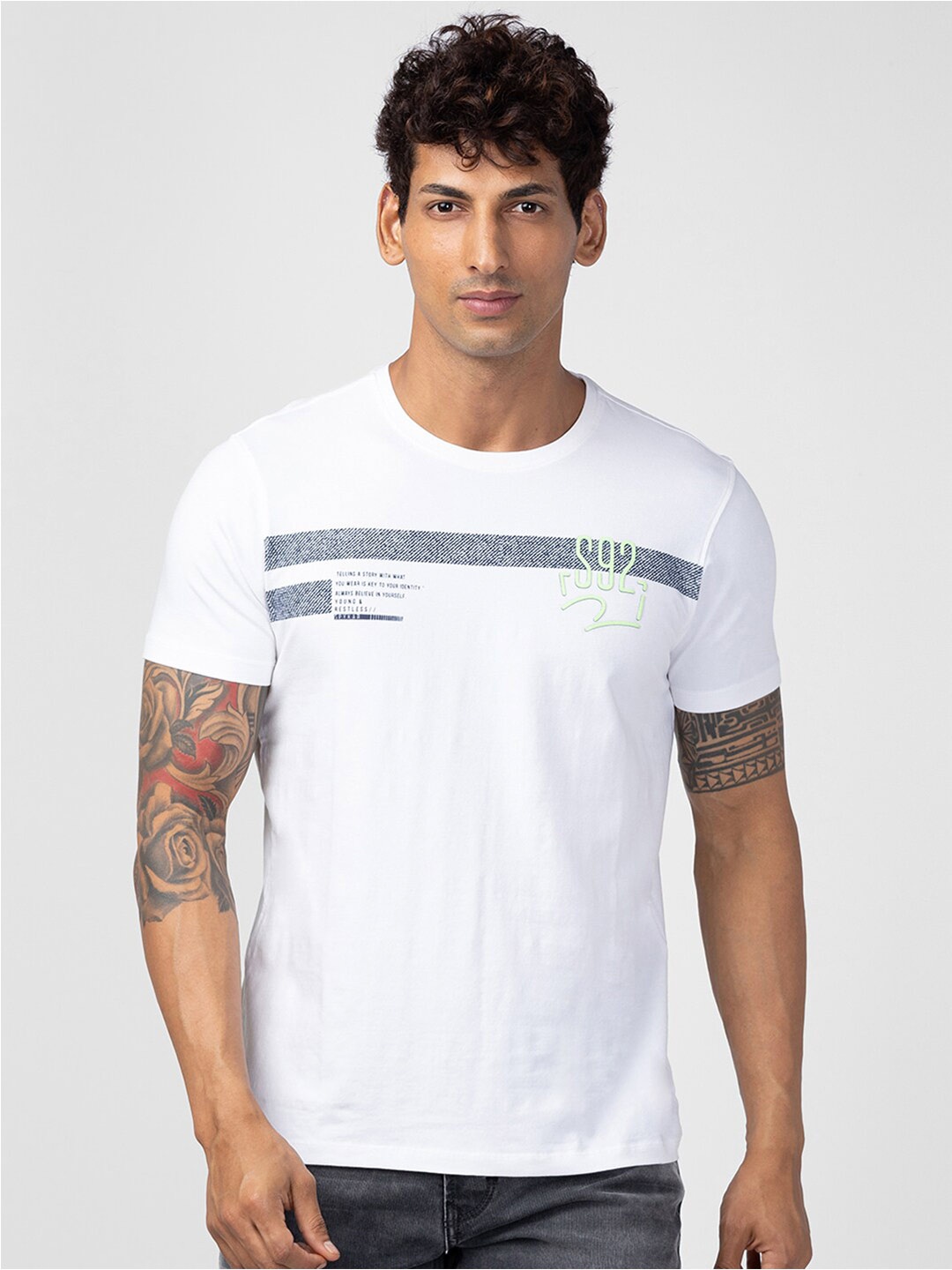 

SPYKAR Men Typography Printed T-shirt, White