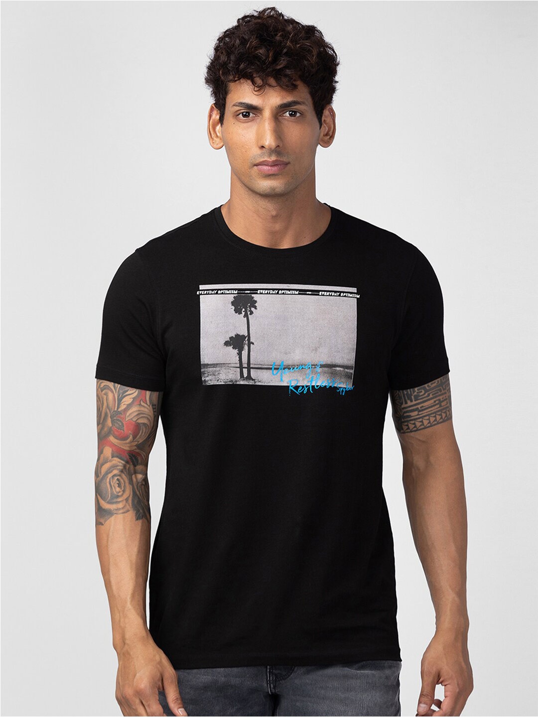 

SPYKAR Men Printed Slim Fit Cotton T-shirt, Black