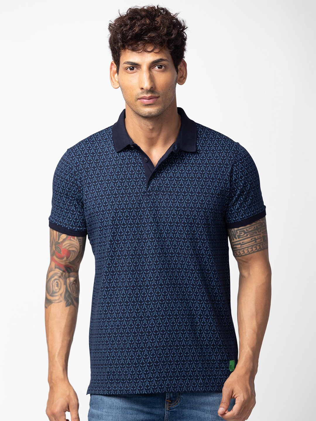 

SPYKAR Men Floral Printed Polo Collar Slim Fit Cotton T-shirt, Navy blue