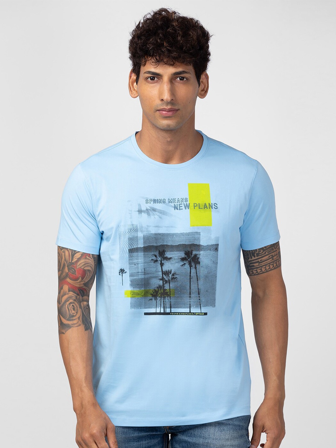

SPYKAR Men Printed Slim Fit Cotton T-shirt, Blue