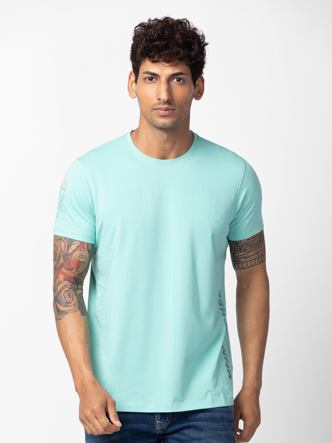 

SPYKAR Men Solid Slim Fit T-shirt, Green