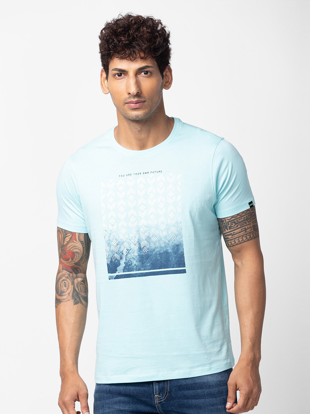 

SPYKAR Men Printed Slim Fit T-shirt, Blue
