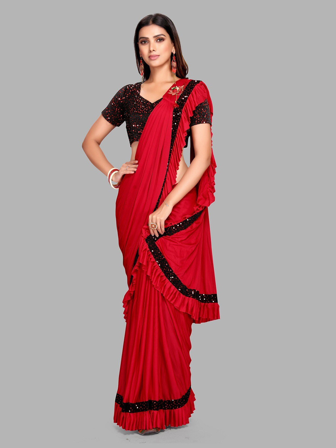 

Ethnic Yard Sequinned Ready to Wear Saree, Red