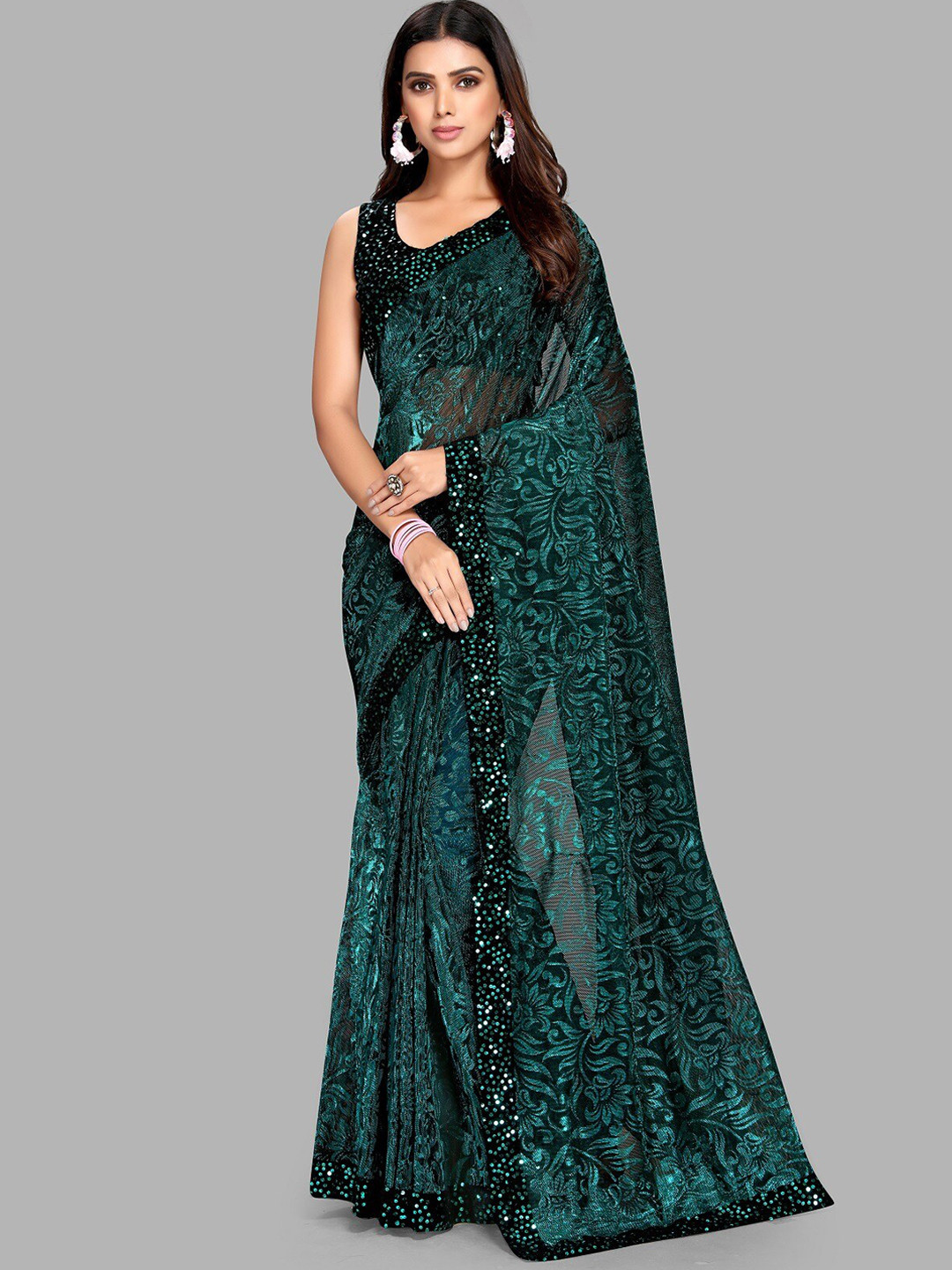

Ethnic Yard Embellished Sequinned Saree, Green