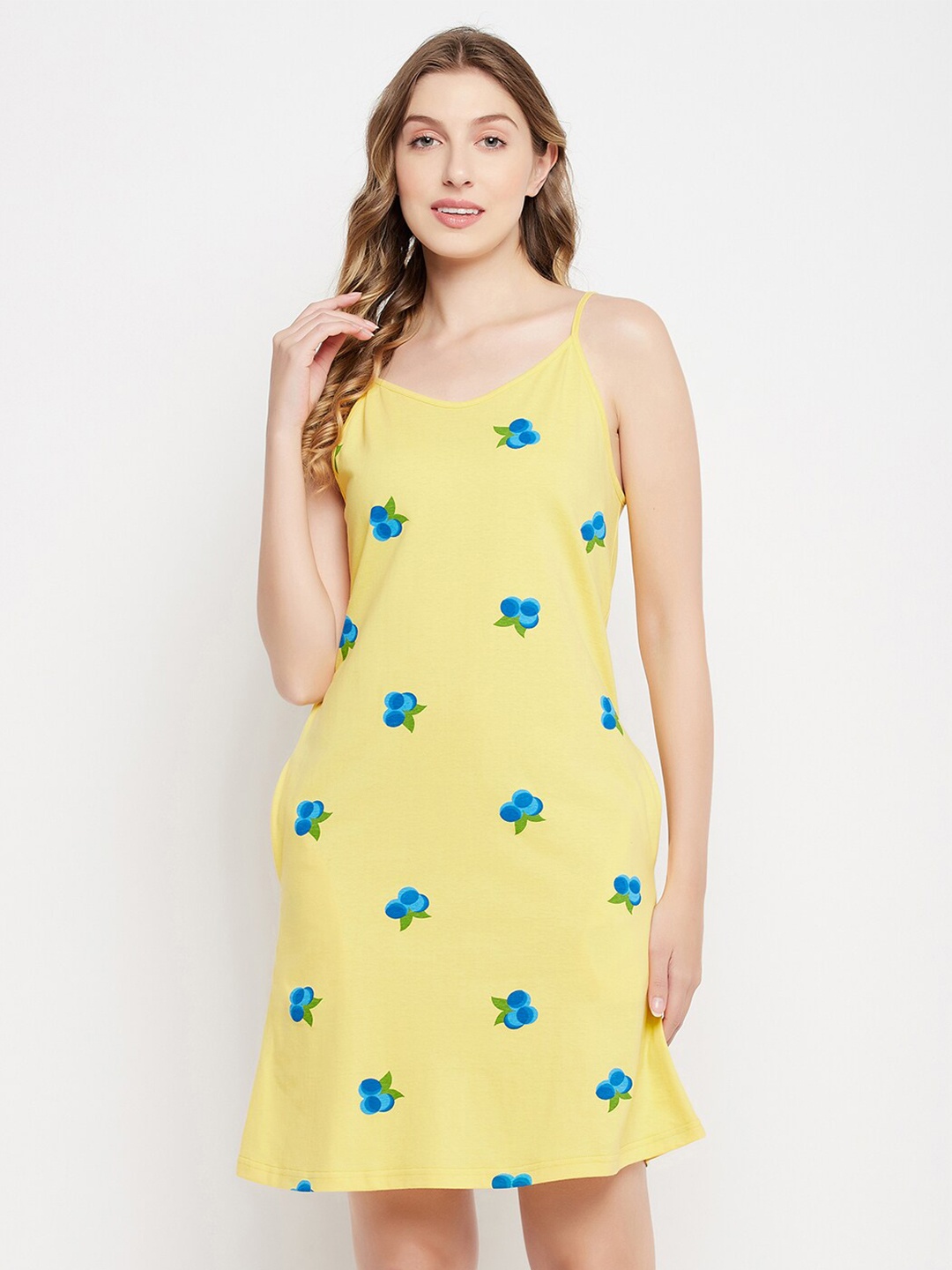 

Clovia Women Printed Pure Cotton Nightdress NS1484P023XL, Yellow
