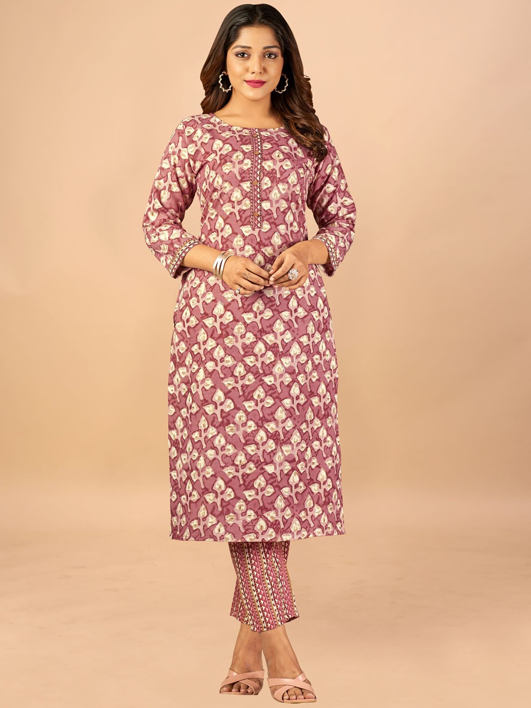 

KALINI Women Floral Printed Pure Cotton Kurta with Trousers, Pink
