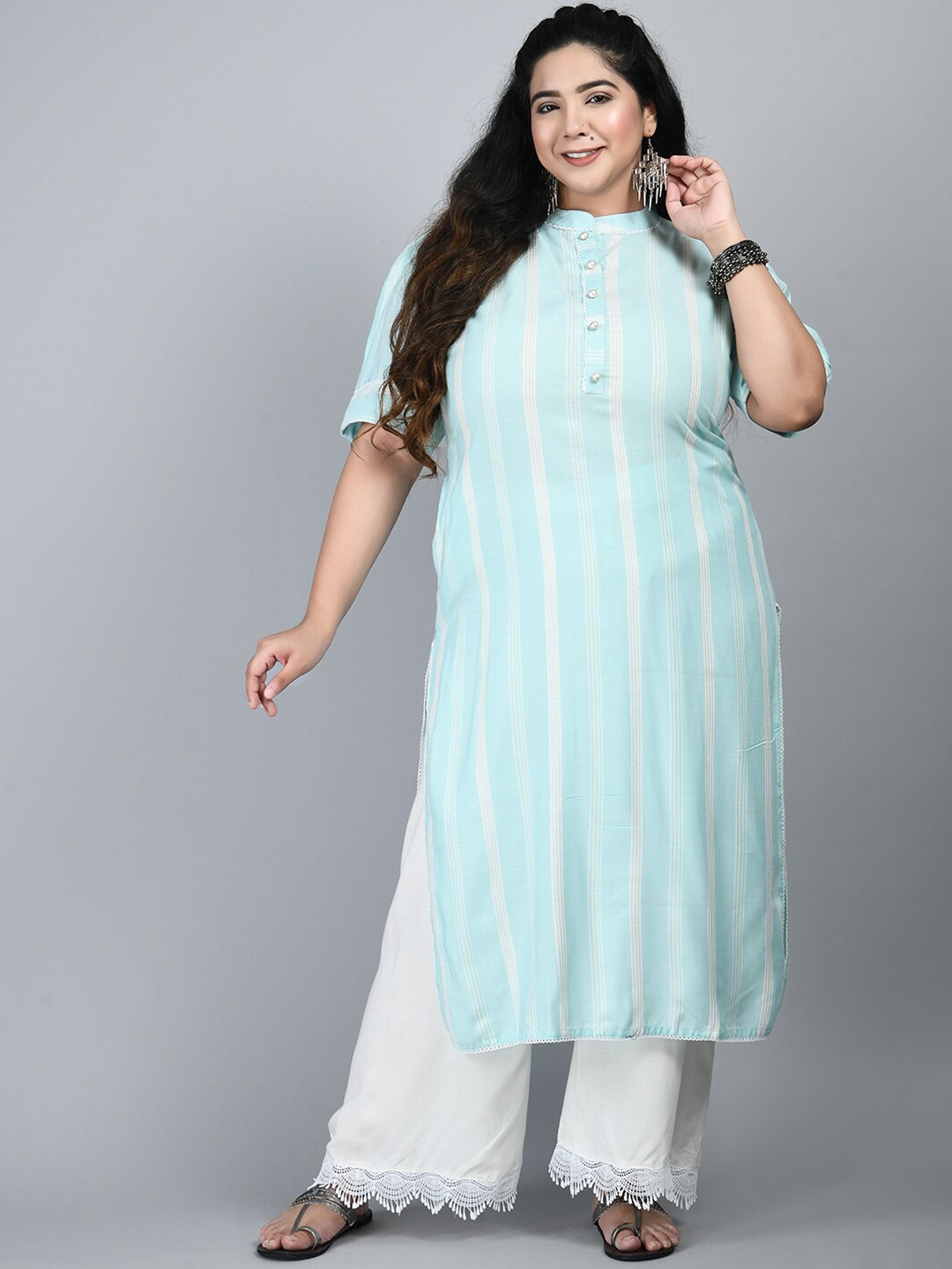 

PrettyPlus by Desinoor.com Women Plus Size Striped Kurta with Palazzos, Blue