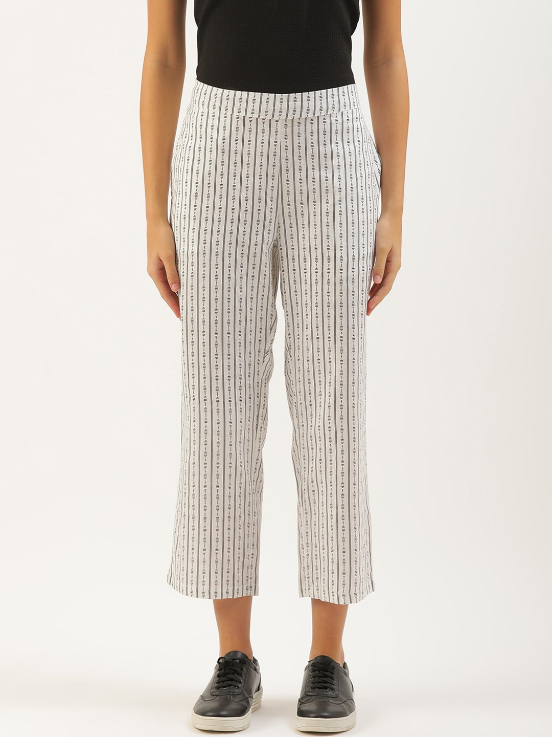

Sangria Women Printed Relaxed Straight Leg Straight Cotton Trousers, White