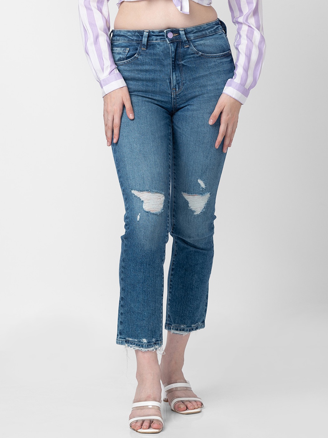 

SPYKAR Women Straight Fit Mildly Distressed Cotton Light Fade Jeans, Blue
