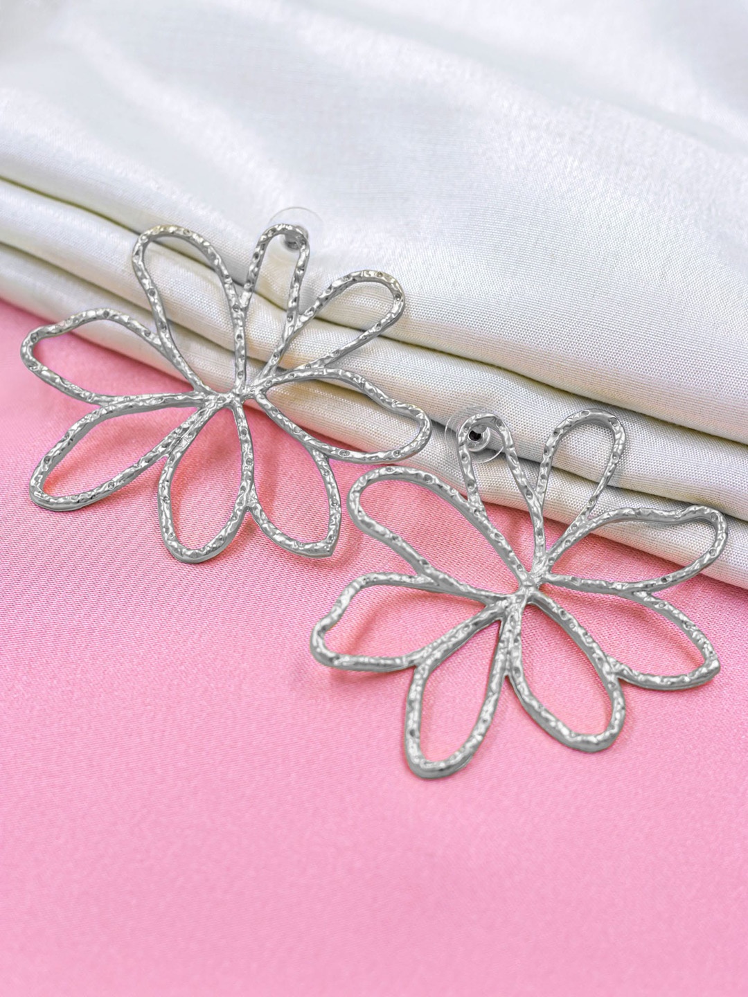 

Bellofox Silver-Plated Contemporary Drop Earrings