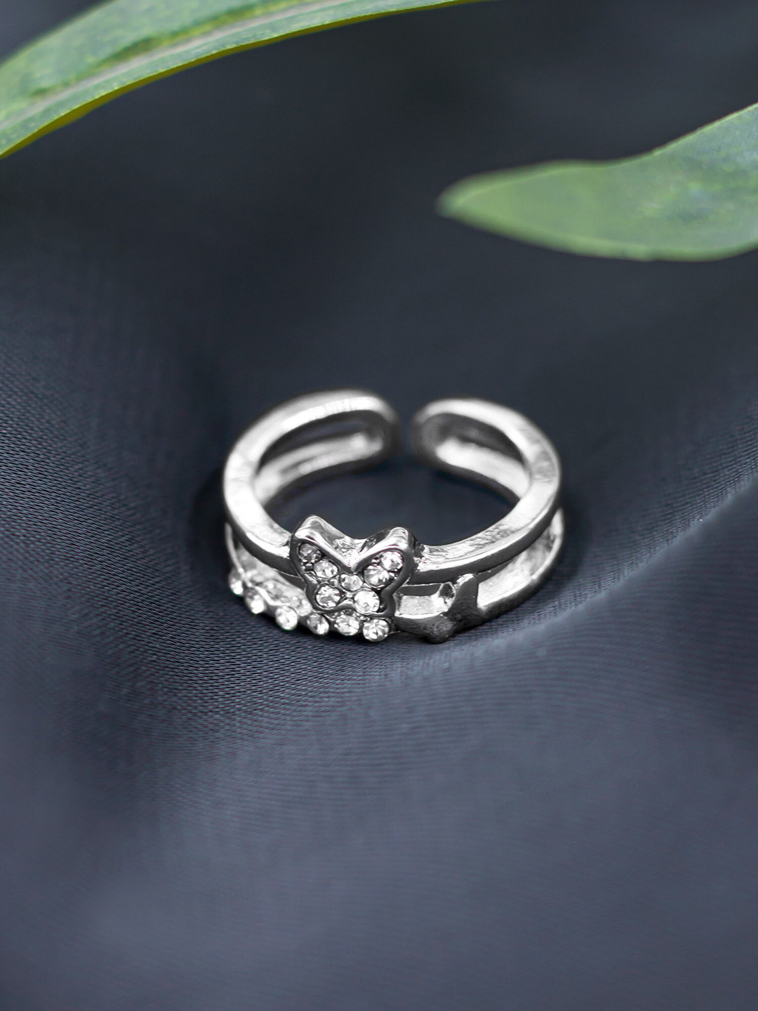 

Bellofox Silver-Plated Stone Studded Adjustable Finger Ring